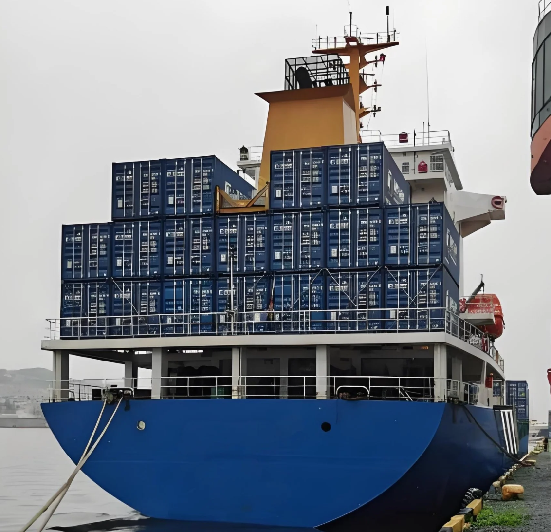 Ship For Sale | 8700 DWT 599 TEU Container Ship For Sale (2006 Built)